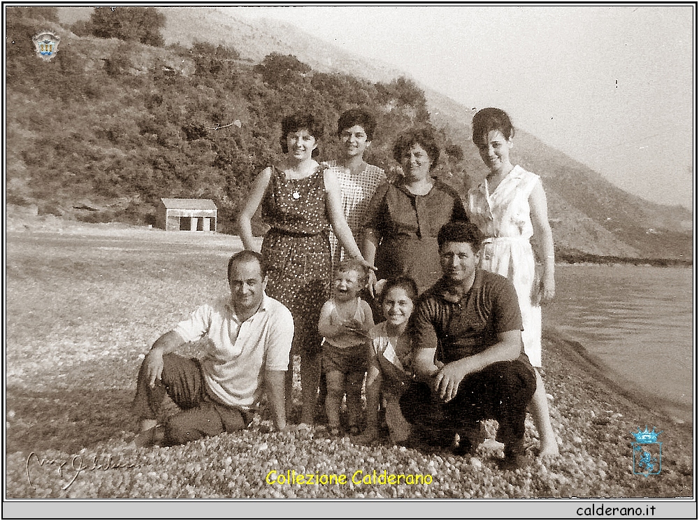 Sulla Spiaggia di Acquafredda.jpg