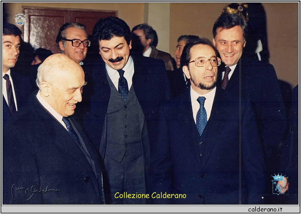 Amintore Fanfani, Ministro degli Affari Esteri, con Francesco Sisinni.jpeg