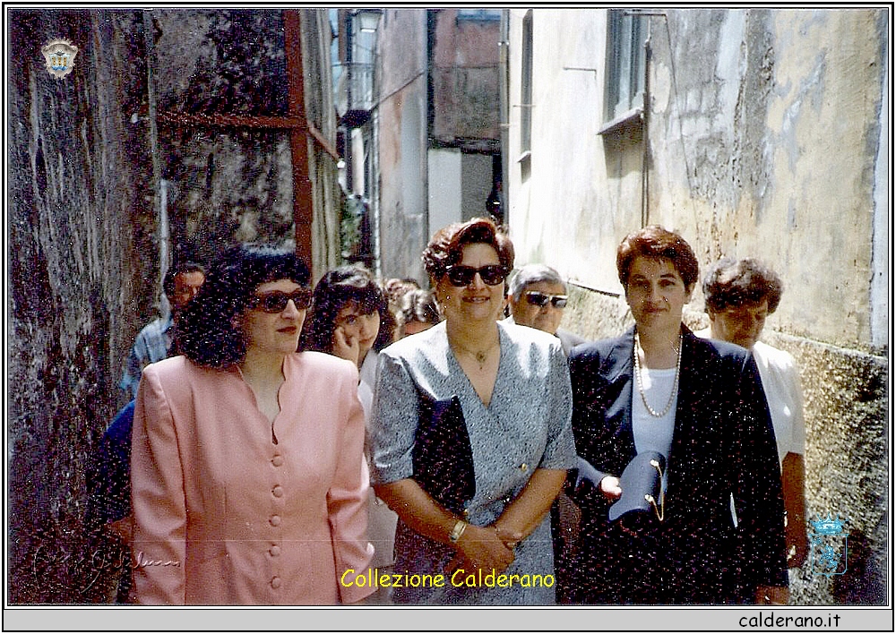 Rosa Di Trani, Giovanna Rinaldi e Rosa Liberatore 1994.jpg