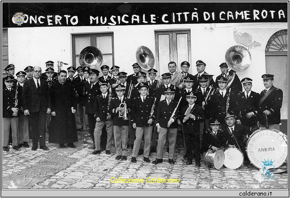 Concerto musicale Citta' di Camerota.jpg