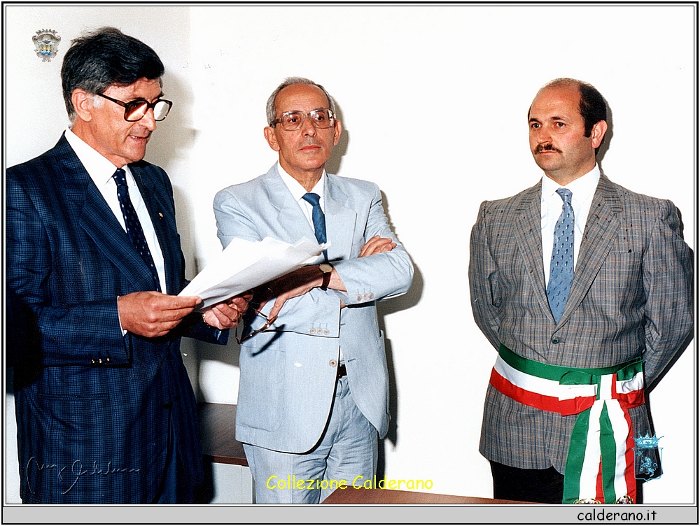 Giugno 1987 Inaugurazione caserma forestali con Antonio Brando Sindaco.jpeg