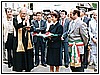 Padre Cerracchio benedice la Bandiera della Caserma Forestali e il Sindaco Antonio Brando giugno 1987.jpeg