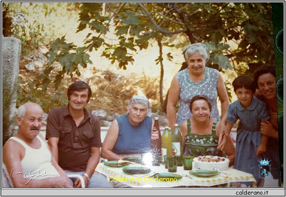 Laura Brando con i Nonni, Franca i Za' Rita e Franco.jpg