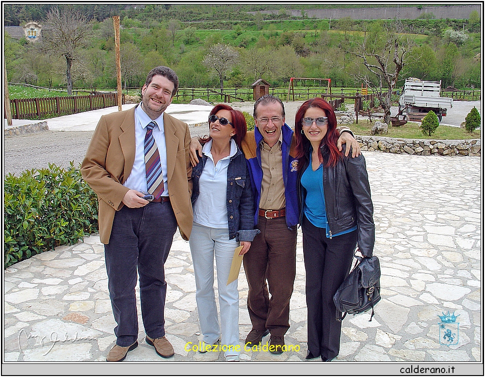 Enzo, Cristina, Gianfranco e Liliana Aprile 2004.jpg