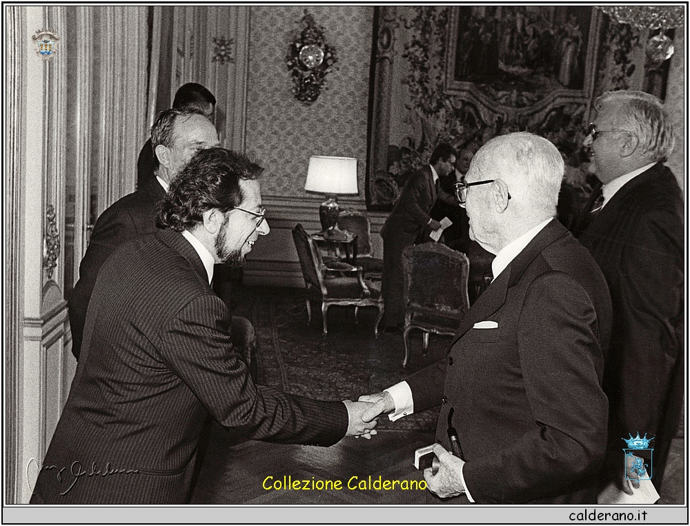 Francesco Sisinni e il Presidente della Repubblica Sandro Pertini.jpeg