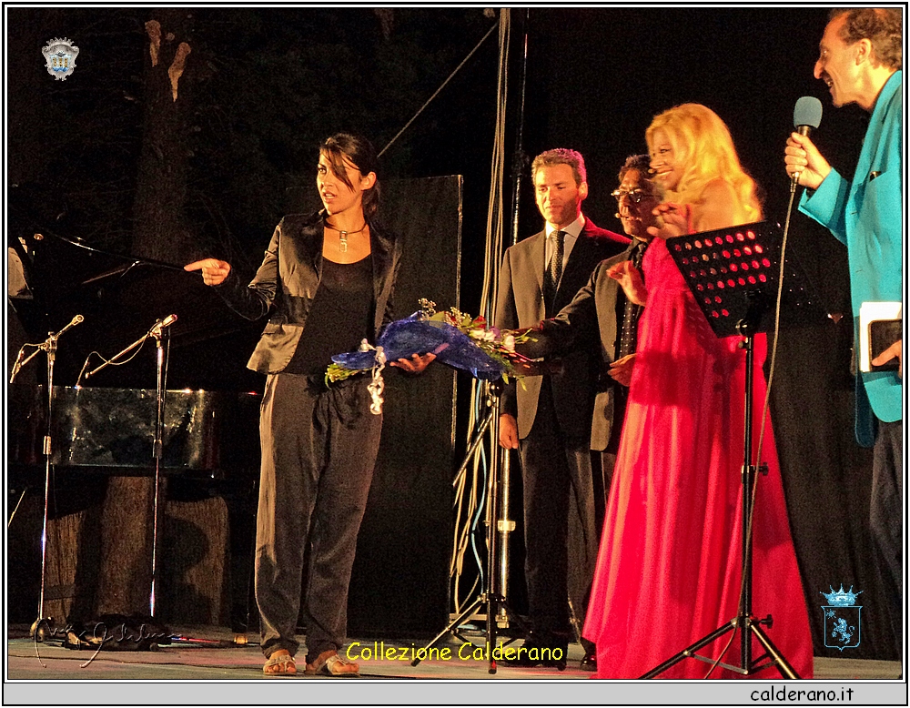 Laura Montesano, Gregorio Calderano, Pino Strabioli, Sandra Milo e Gennaro Colangelo 30-7-2010.jpg