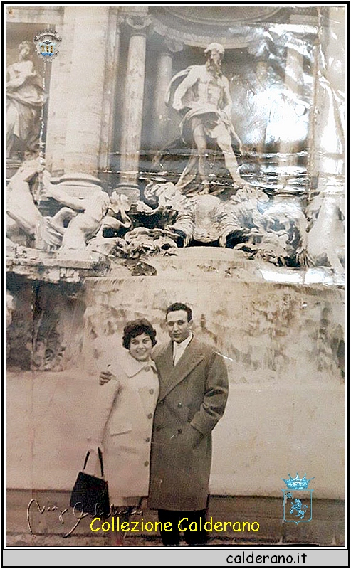 Aurora Calderano e Peppino Labanca a Fontana di Trevi.jpg