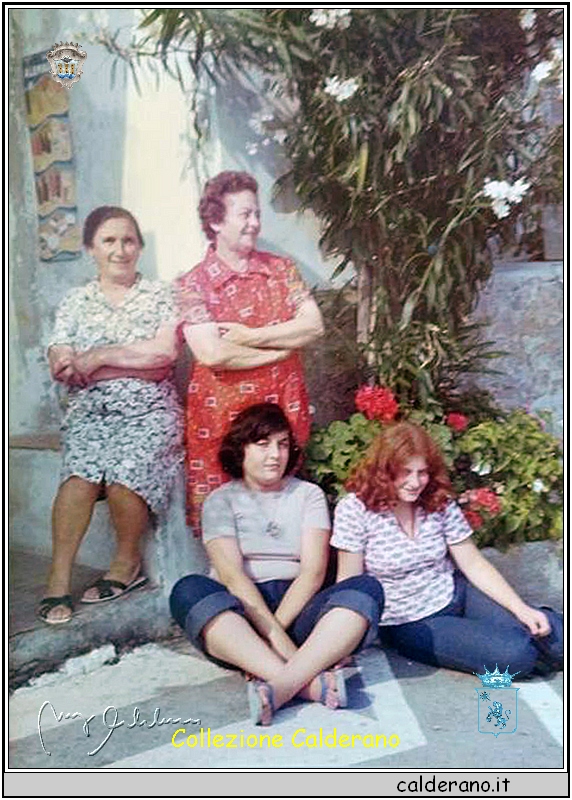 Lelena, Tetella, Maria Romano e Maria.JPG