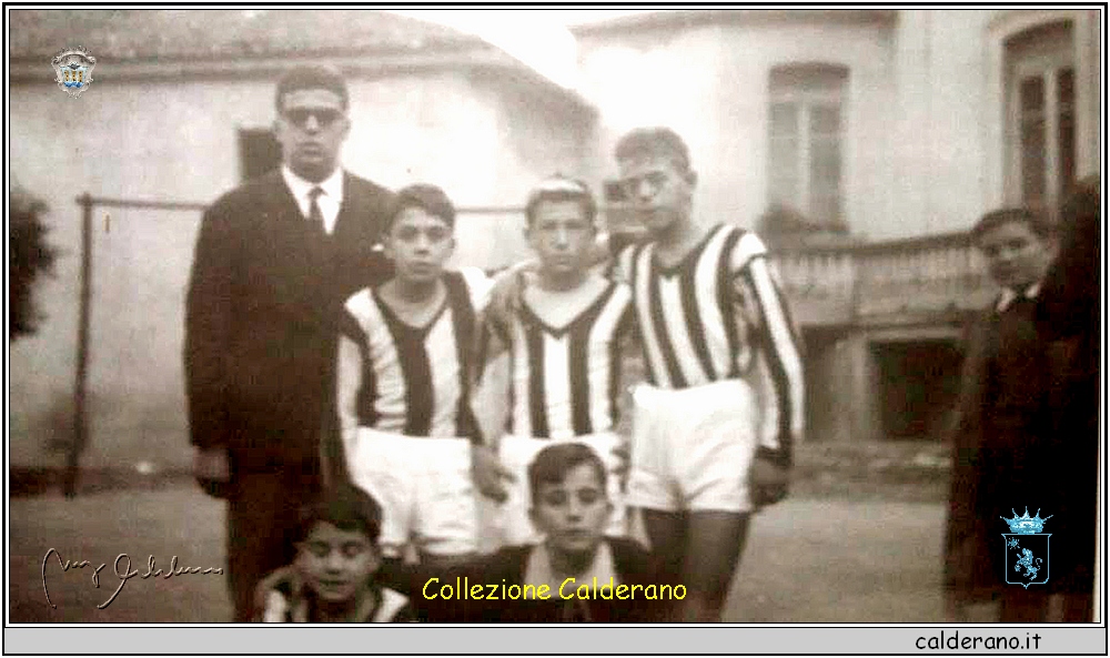 Calcio a 5 con Limongi Domenico Fioravante, Michele D'Alascio, Nicola La Tore, Gianfranco D'Alascio e Angelo Ruffini.jpg