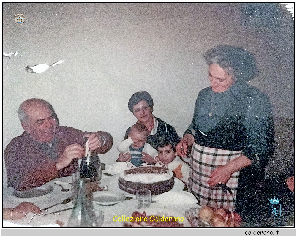 Gigino, Silvana con Gennaro e Antonella, e Franca.jpg