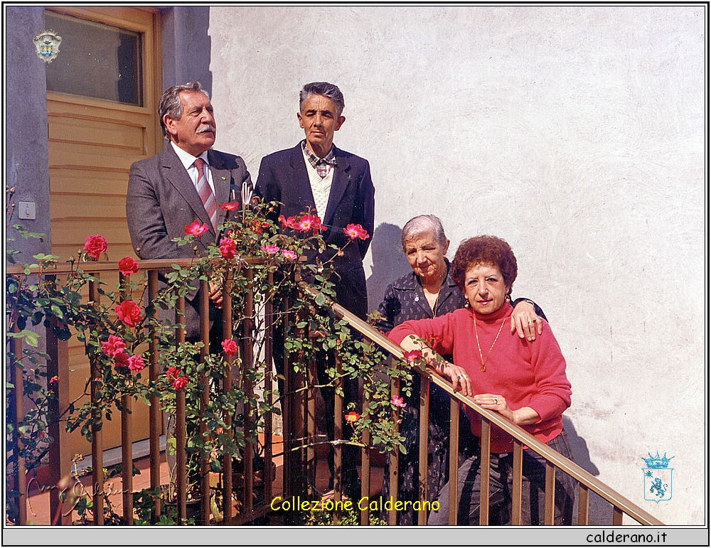 Peppinello, Alfonso, Tetella e Pinuccia Maggio 1990.jpg