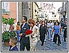 Pasqualino accompagna Teresita sposa 2004.jpg