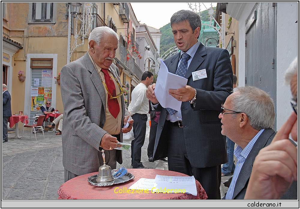 Francesco Ciccilluzzo Piro, Fortunato Brando e Toto' Manfredi al tavolino.jpg