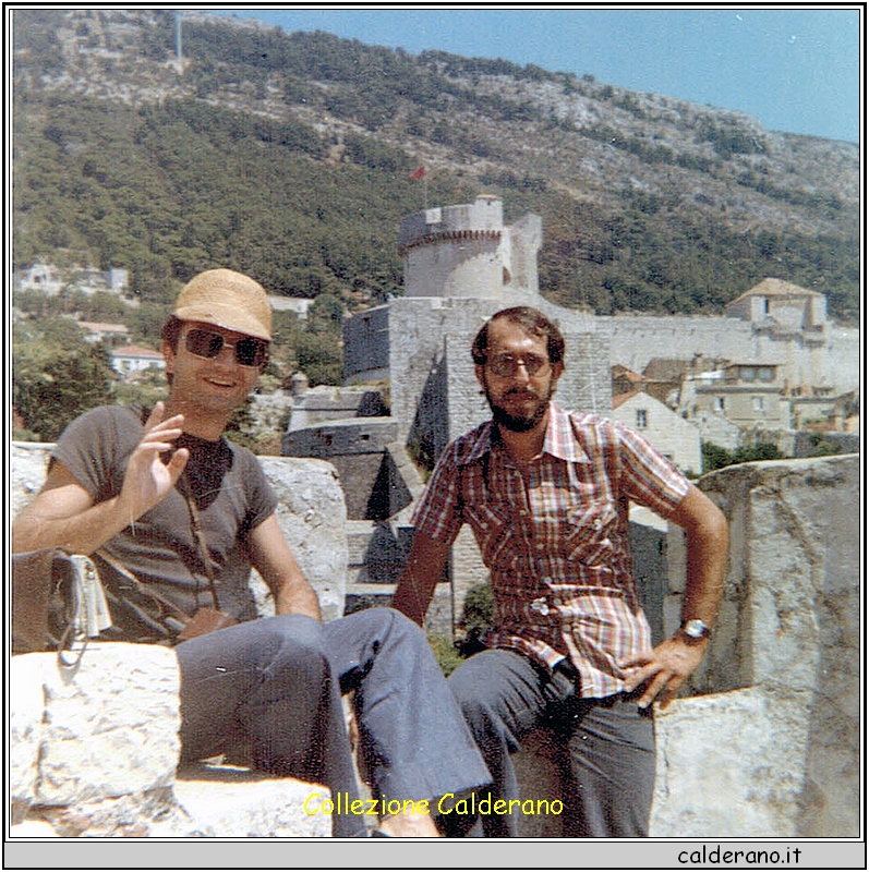 Emanuele Labanchi e Ciccillo Colavolpe a Dubrovmick - luglio 1974.jpg