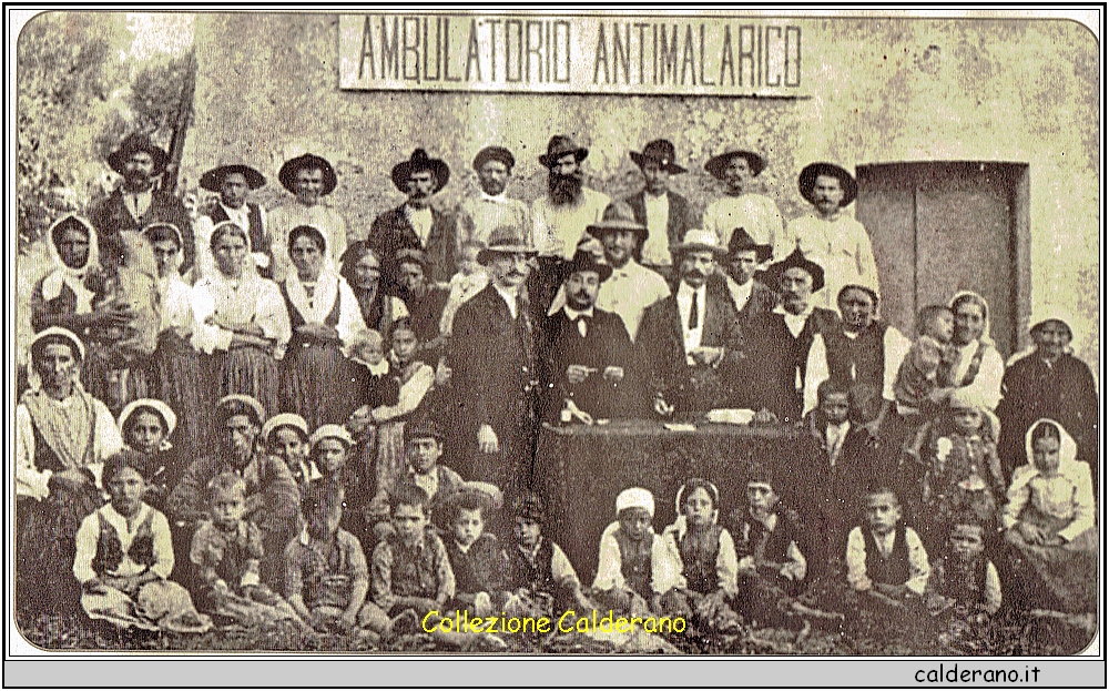 Inaugurazione ambulatorio contro la malaria a Castrocucco Anno 1909.jpg