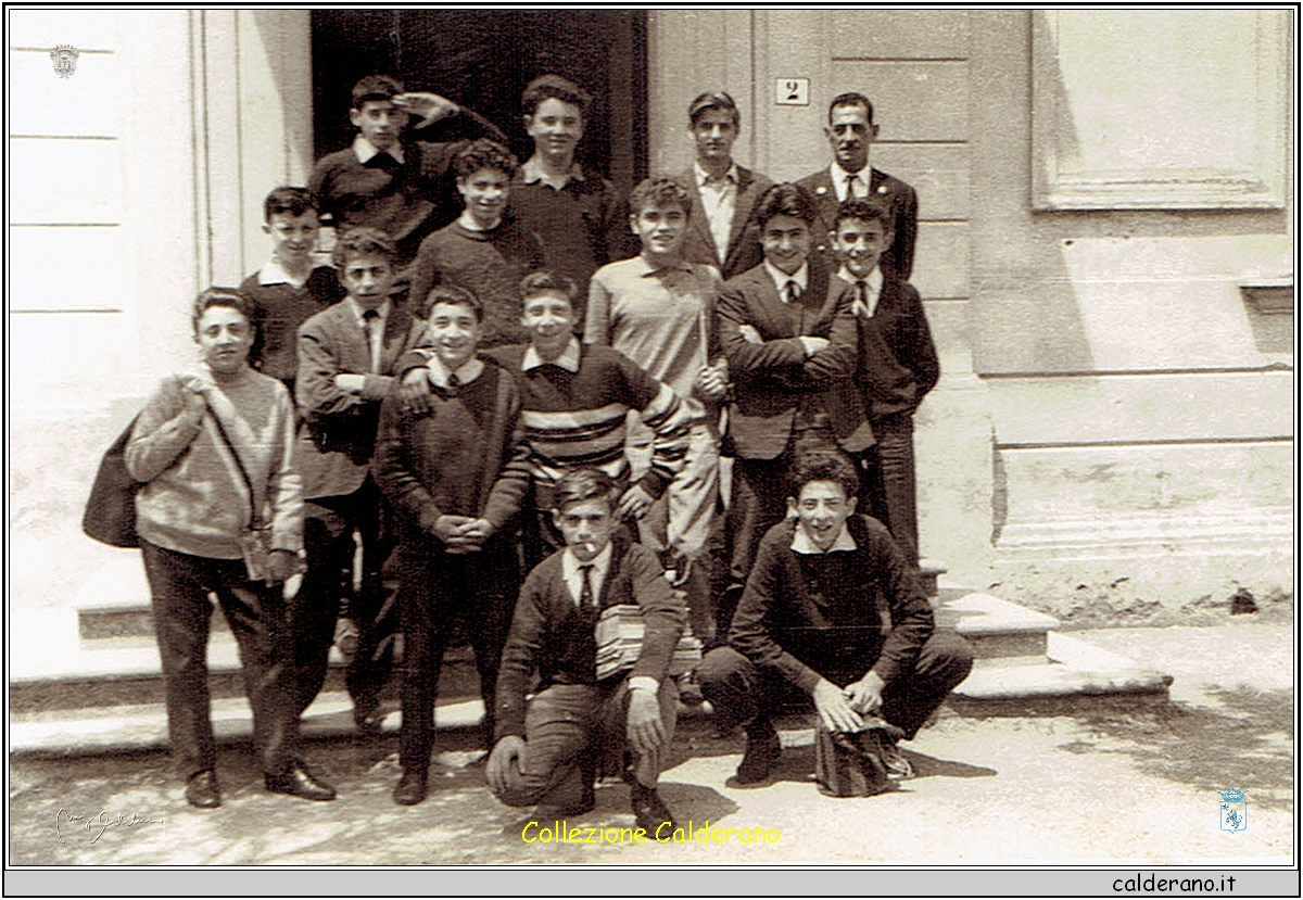 Compagni di scuola 14 maggio 1964.jpg