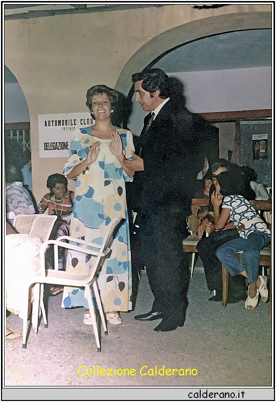 Fiorinella Gambardella con Corrado - Agosto 1971.jpg