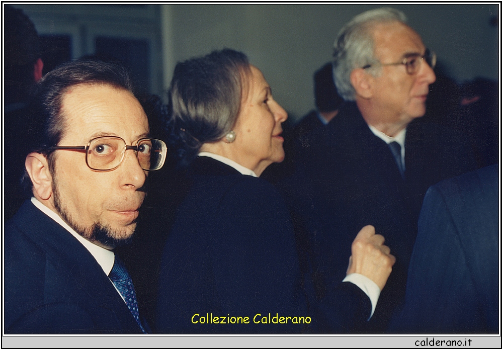 Francesco Sisinni, Nilde Iotti e il Presidente della Repubblica Francesco Cossiga.jpeg