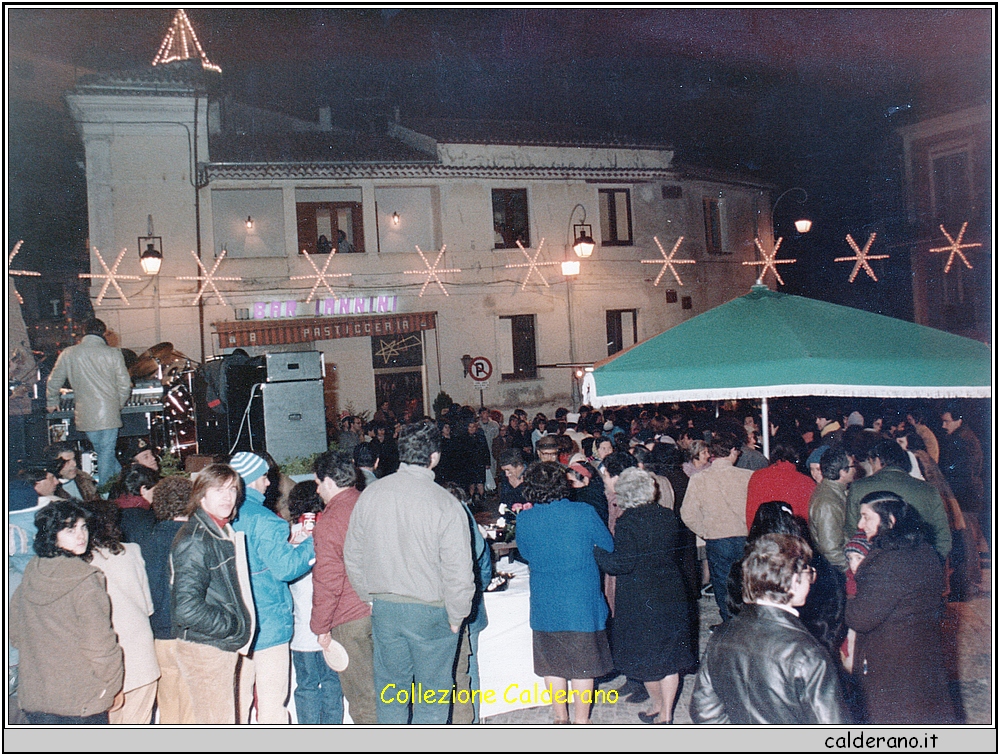 Festa in Piazza Buraglia.jpeg