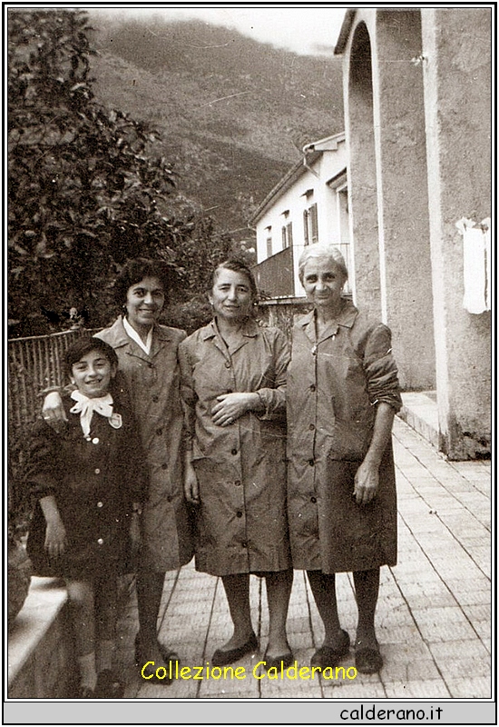 Rosa D'agostino, Sorice E Francesca Schettino Ciccarella alla Casa di Riposo.jpg