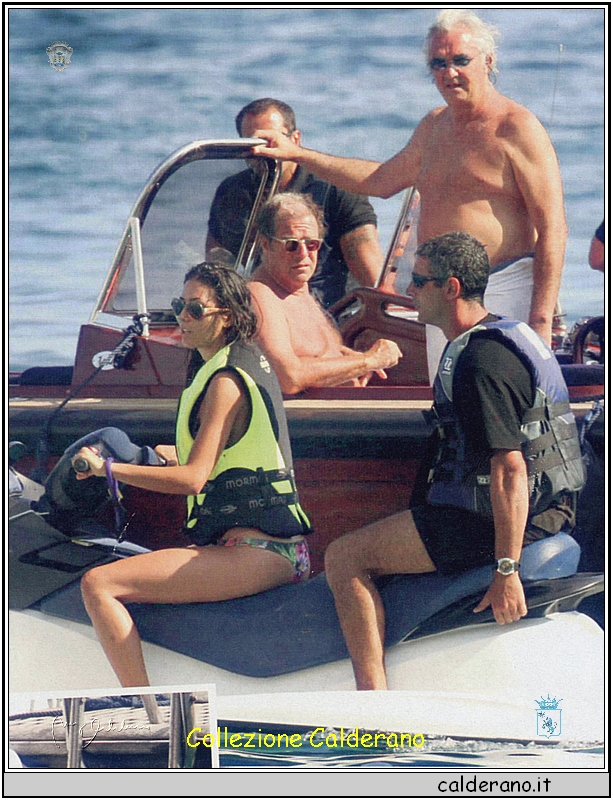 Alessandro sullo scooter d'acqua con Elisabetta Gregoraci e Flavio Briatore.jpeg