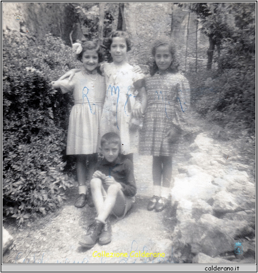 Rosellina, Maria Emilia, Marirosa e Franco 1953.jpeg