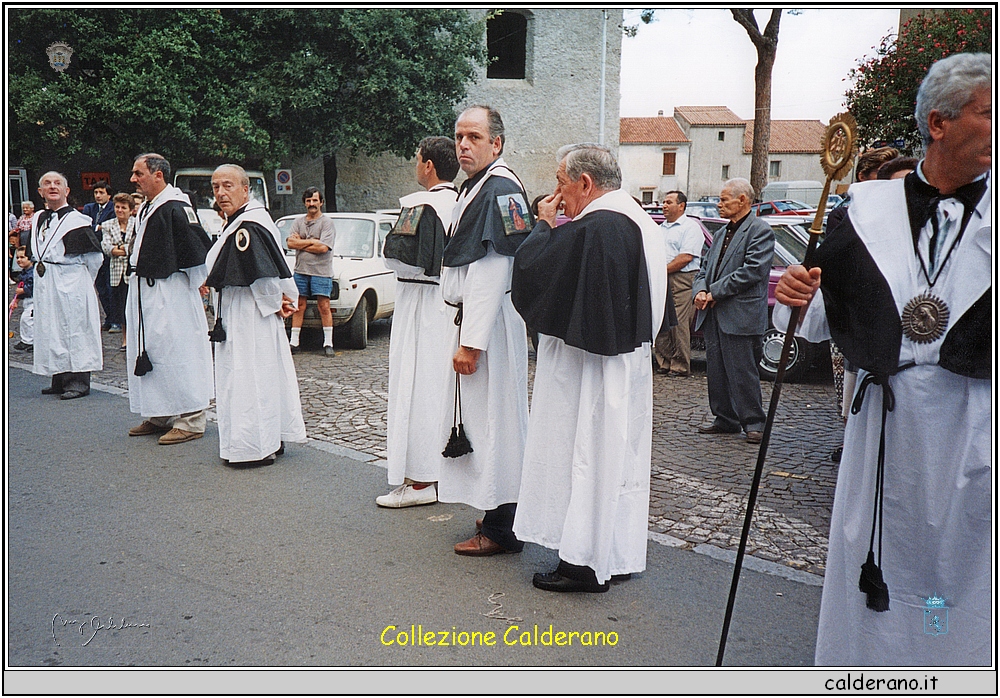 Confratelli in piazza Immacolata.jpeg