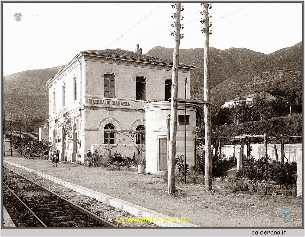 La stazione Marina.jpg