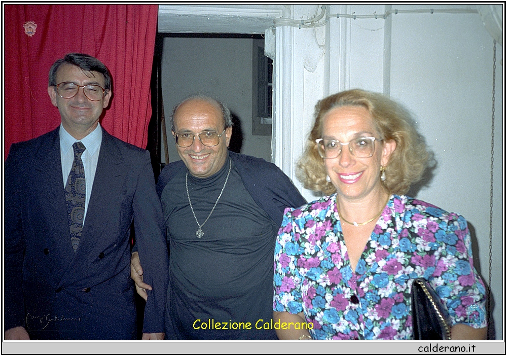 Padre Romualdo con Eugenio e Maria Emilia - 13-09-1991 IMG0076.jpg