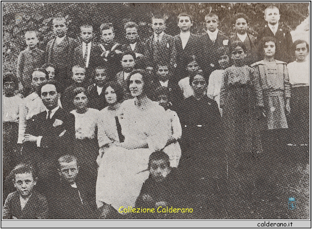 La Maestra Giovannina Perretta a Massa - 1924.jpg