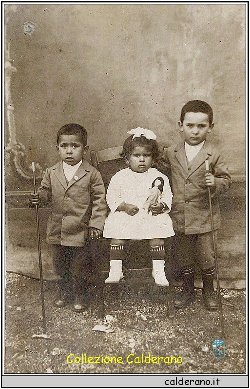 Domenico, Maria e Vincenzo Schettino - 1927.jpg