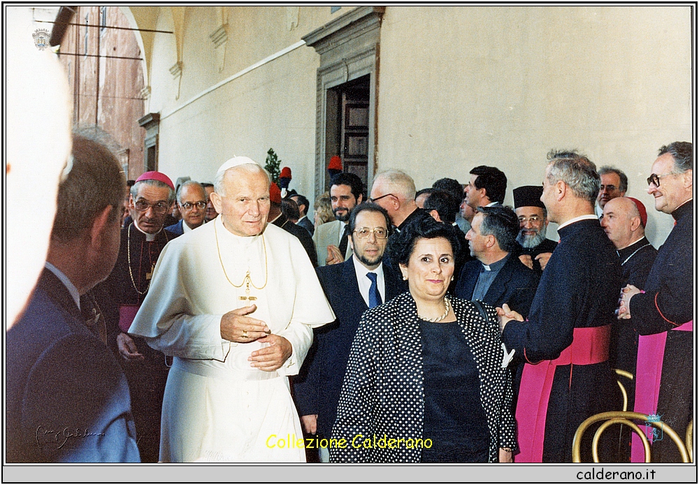 Giovanni Paolo II  e Francesco Sisinni.jpeg