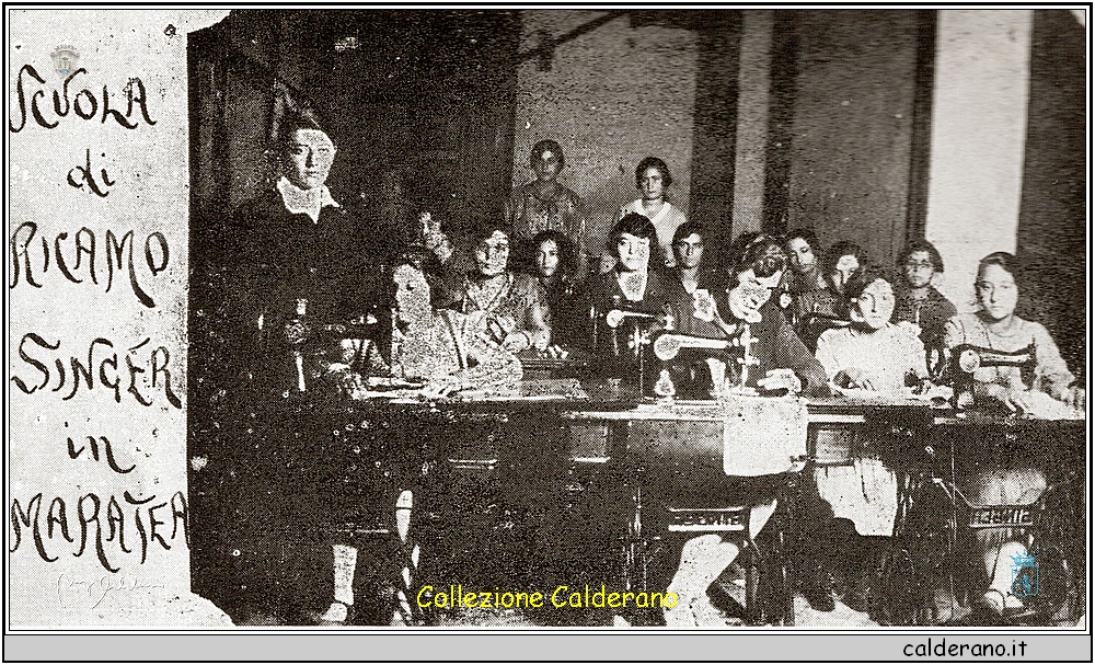 Scuola di ricamo Singer 1926.jpeg