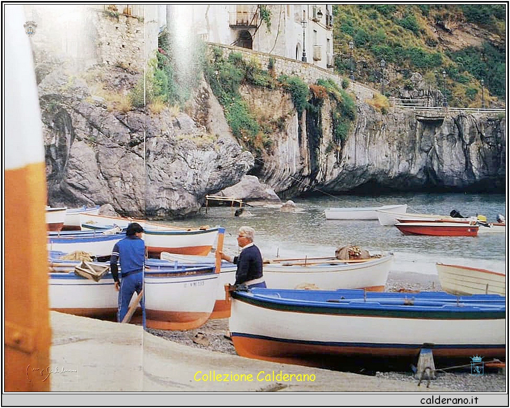 Le barche e Mast'Arrico al Porto.jpg