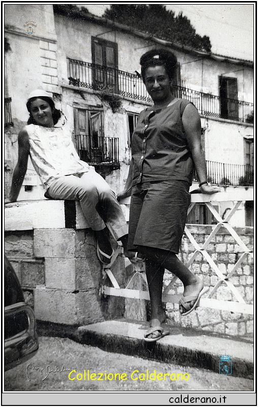 Silvana e Carmelina al Porto.jpeg