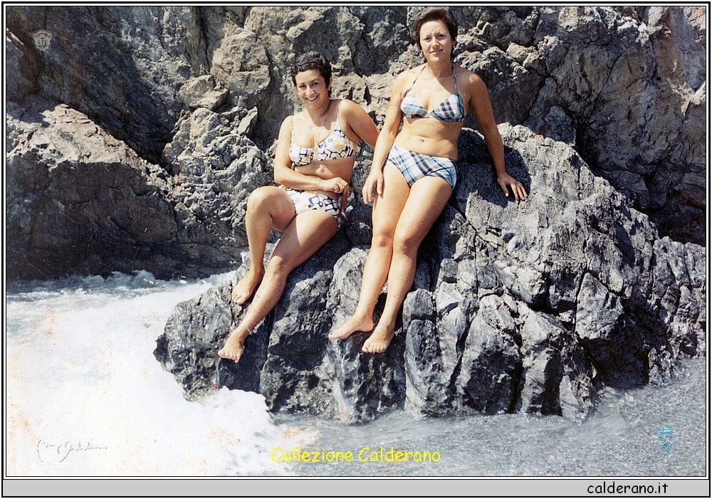 Carmelina e Liliana Maestri agosto 1971.jpeg