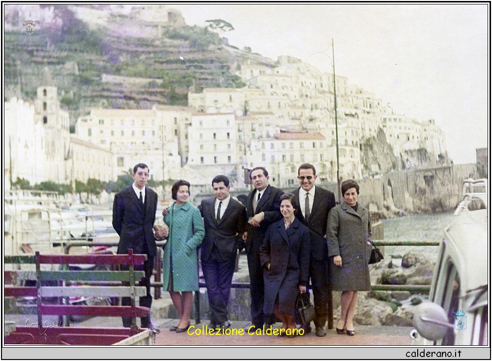 Ciccillo, Silvana, Giovanni, Biasino avv., Liliana, Biasino e Carmelina ad Amalfi aprile 1967.jpeg