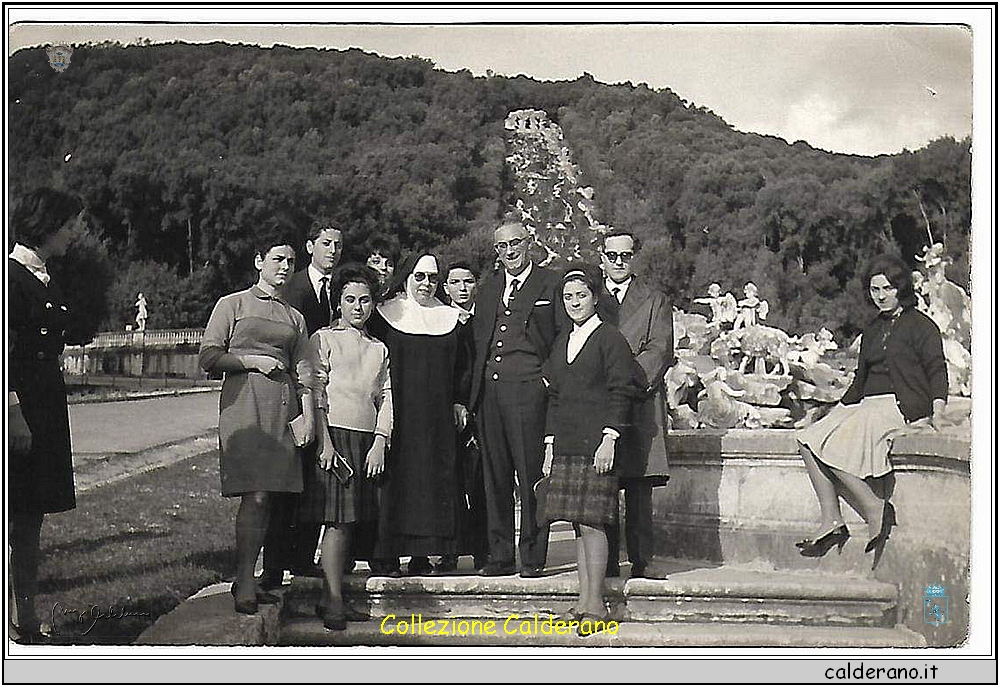 Alla Regia di Caserta con Fernando Sisinni, Madre Fadda, Prof. Bitetti e Fernando Limongi - novembre 1962.jpg