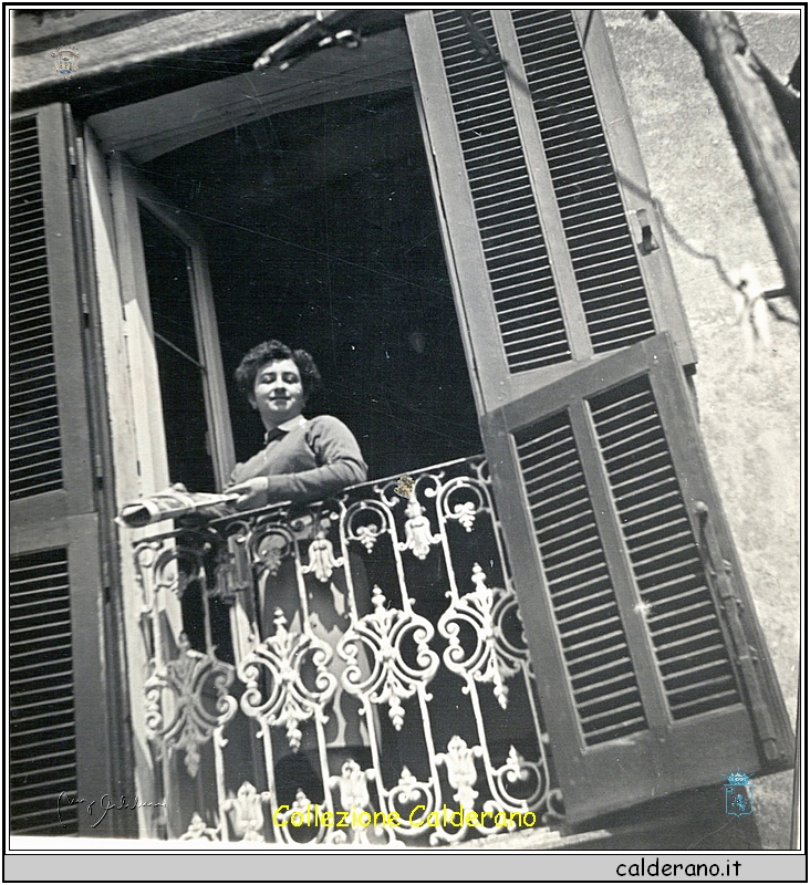 Carmelina Mazzeo al balcone.jpeg