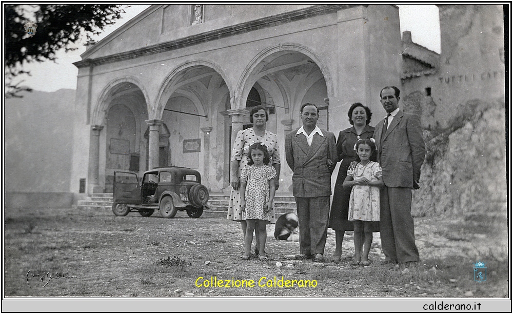 La Famiglia Mazzeo con Mimi' ed Emilia Lanzillotta.jpeg