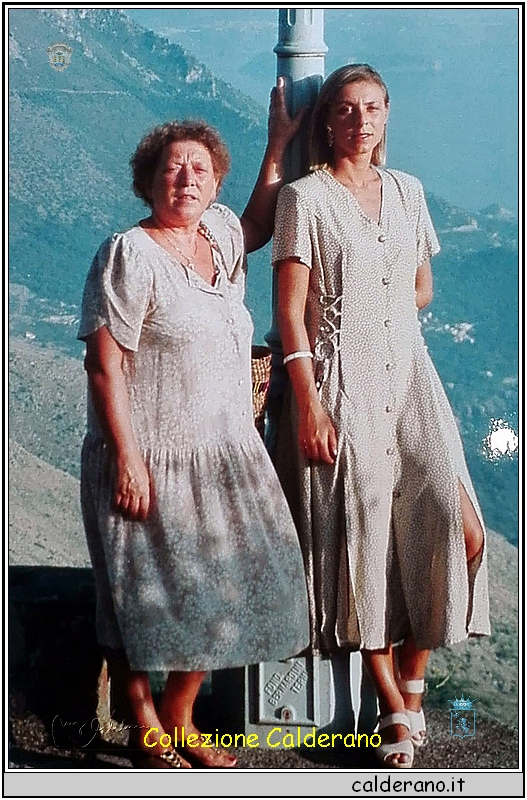 Rachele Glosa e la figlia.JPG