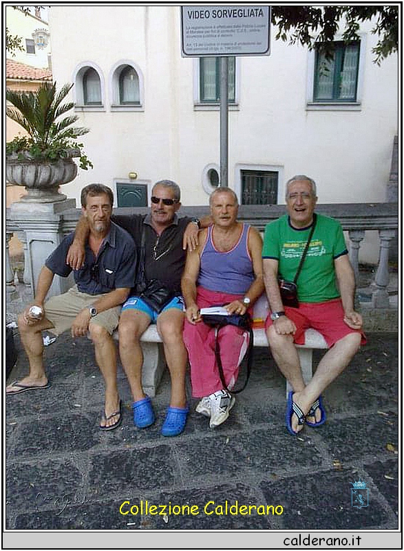 Raffaele, Pino, Scescello e Loris.JPG