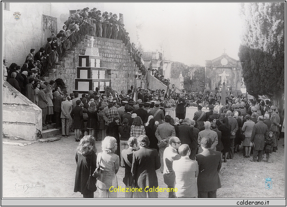 Monumento ai Caduti al Cimitero 4 novembre 1974 14.jpeg