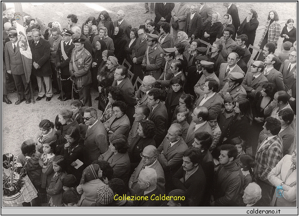 Monumento ai Caduti al Cimitero 4 novembre 1974 5.jpeg