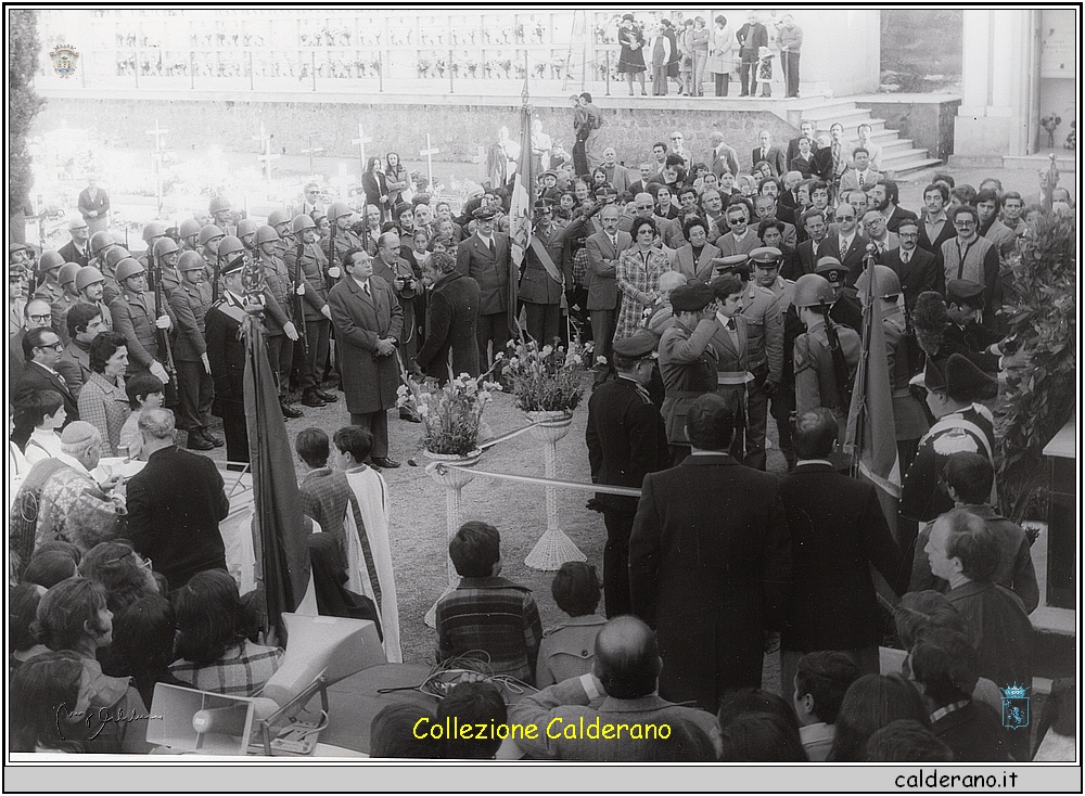 Monumento ai Caduti al Cimitero 4 novembre 1974 9.jpeg