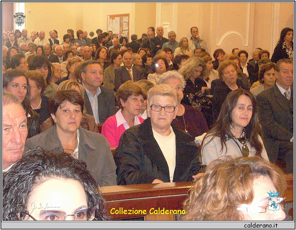 In Chiesa Lucia Paletta, Ninuccia Limongi e Marirosa Schettino 13-10-2009.jpg