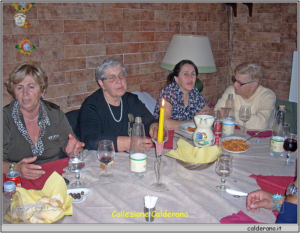 Lina Esposito, Vincenza Santoro, Marirosa Schettino e Ninuccia Limongi a Carosino 13-10-2009.jpg