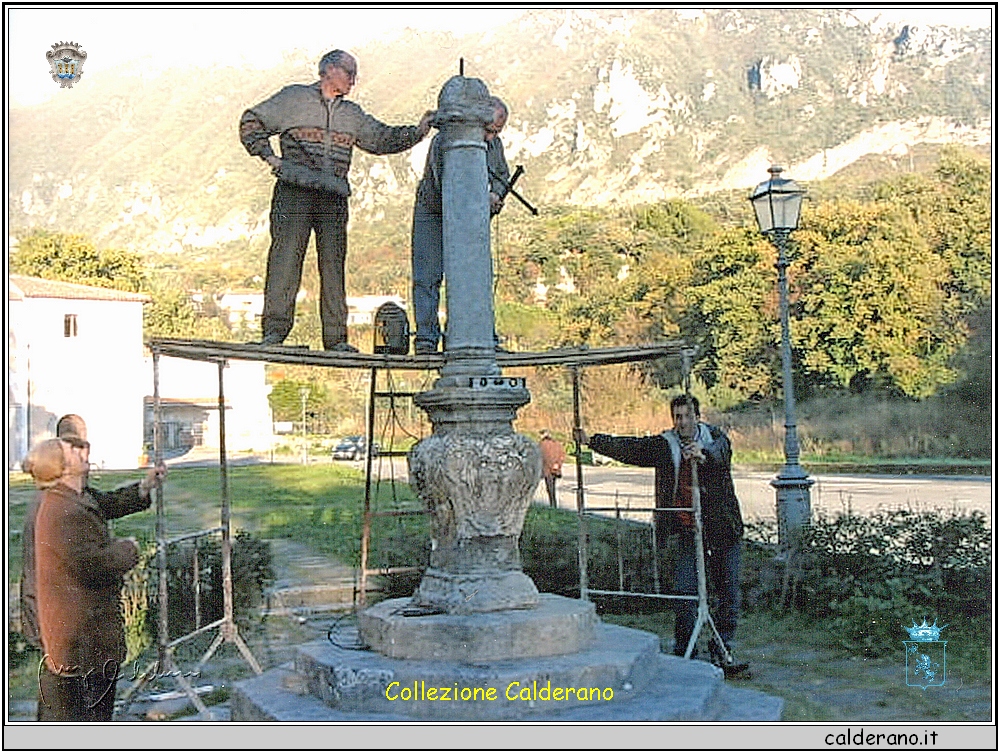 Luigi De Filippo e Antonio Limongi restaurono la Croce al Monastero.jpeg