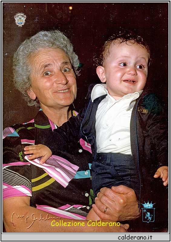 Adriano Trotta con la Nonna Serafina.jpeg