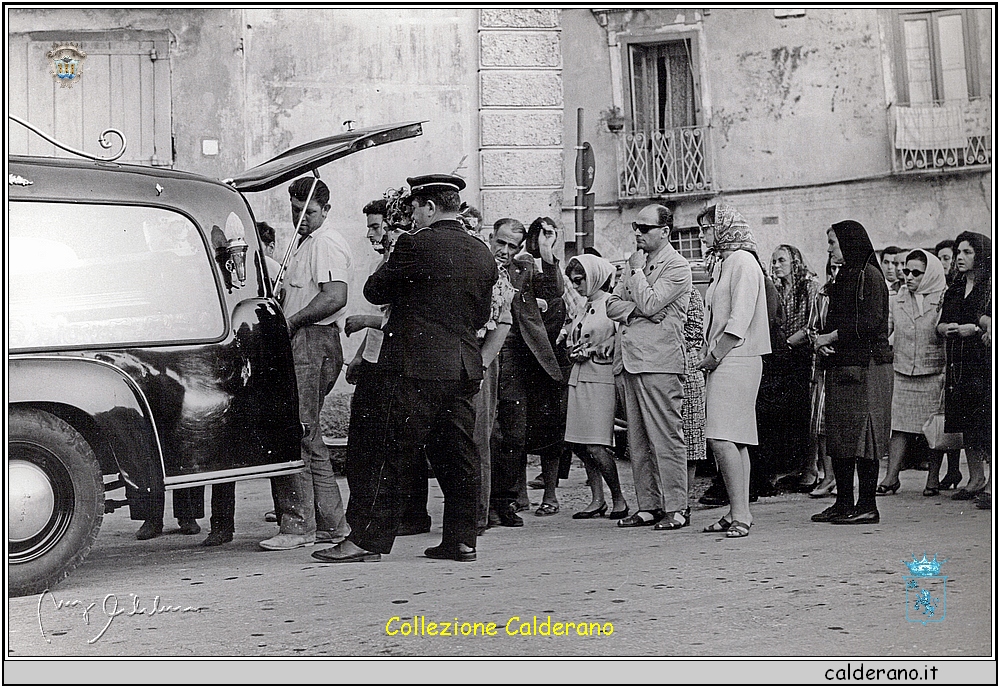 Accompagnamento funebre di Angelina Limongi.jpeg